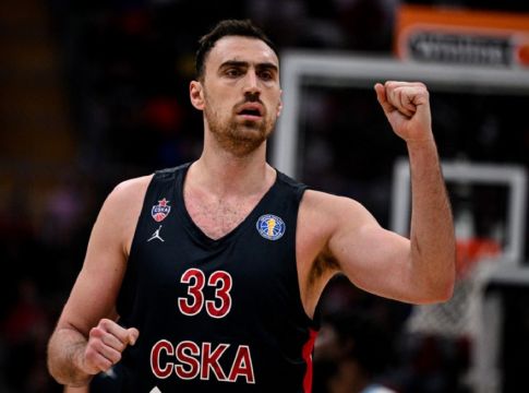 Ιταλός δημοσιογράφος βάζει και τον Ολυμπιακό στο κόλπο για Μιλουτίνοφ (pic)