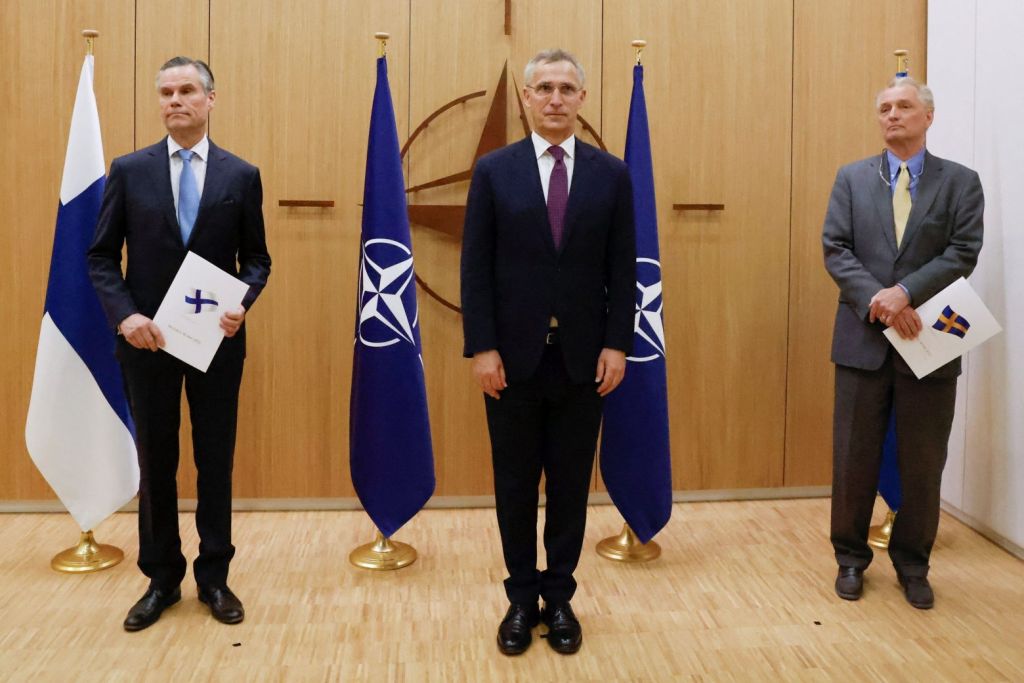 Φινλανδία και Σουηδία στο κατώφλι του ΝΑΤΟ: Αυξημένη ασφάλεια ή μεγαλύτερη απειλή για την ειρήνη;