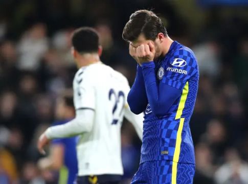 Άυπνοι οι παίκτες της Τσέλσι – «Πάρτι» με πυροτεχνήματα από τους οπαδούς της Έβερτον τα ξημερώματα (vids)