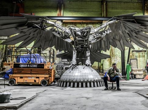 ΑΕΚ: Την Πέμπτη στην Αθήνα ο Ούγγρος γλύπτης – Ξεκινάει η τοποθέτηση του ατσάλινου αετού