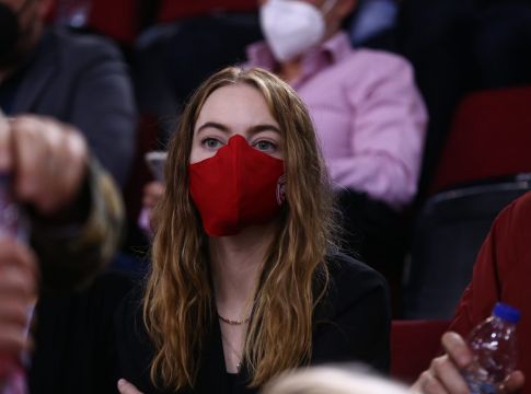 Στο ΣΕΦ η Έμα Στόουν (pic)