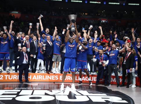 Ρεάλ Μαδρίτης – Αναντολού Εφές 57-58