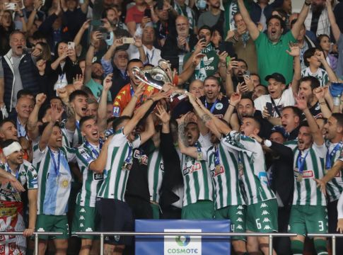 Η απονομή του Κυπέλλου στον Παναθηναϊκό (vids & pics)