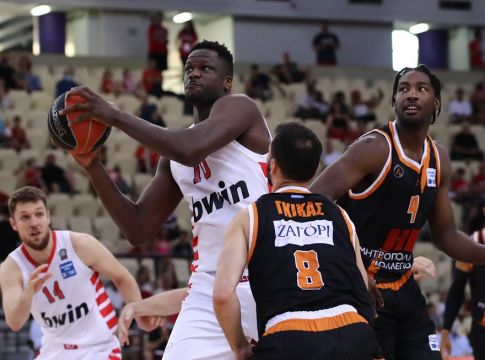 LIVE: Ολυμπιακός – Προμηθέας 116-73 (Τελικό)