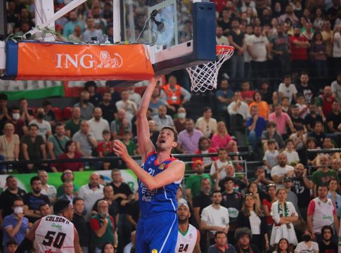 Καρσίγιακα – Αναντολού Έφες 79-73: Έχασε και μπήκε σε… μπελάδες