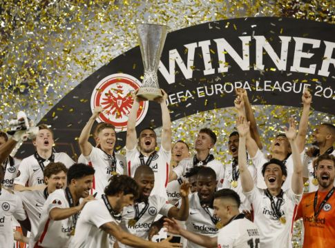 Άιντραχτ Φρανκφούρτης – Ρέιντζερς (5-4 πεν, 1-1 κδ, παρ)