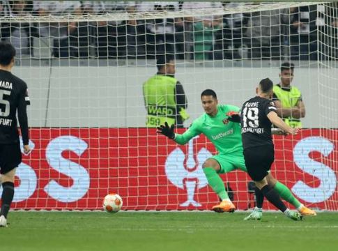 Πρόκριση στον τελικό του Europa League για Άιντραχτ Φρανκφούρτης και Ρέιντζερς (vids)