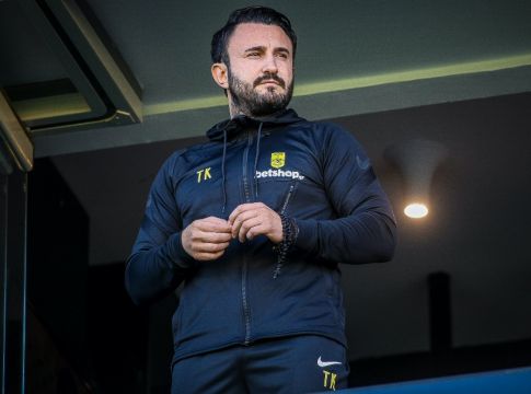 Παρουσία Καρυπίδη η προπόνηση του Άρη πριν την Τούμπα – Τι είπε στους παίκτες