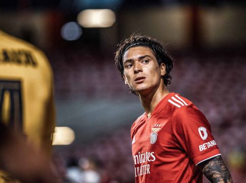 Οριστικό: Ολοκληρώθηκε η συμφωνία ανάμεσα σε Λίβερπουλ και Νούνιες (pic)