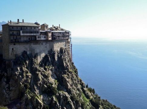 Πούτιν: Τα επεκτατικά σχέδια του ρώσου προέδρου – Η Μόσχα χρησιμοποιεί το Αγιο Ορος ως δούρειο ίππο για βάλει πόδι στην Ευρώπη