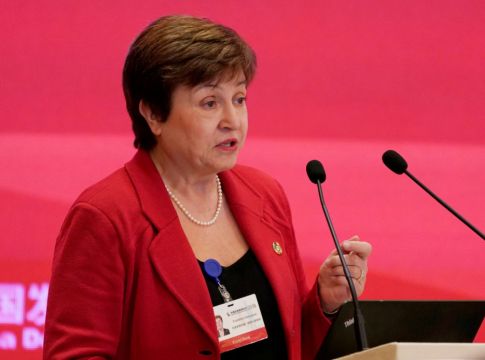 Επικεφαλής ΔΝΤ: Προειδοποιεί τους ηγέτες ότι έρχονται νέα σοκ πληθωρισμού