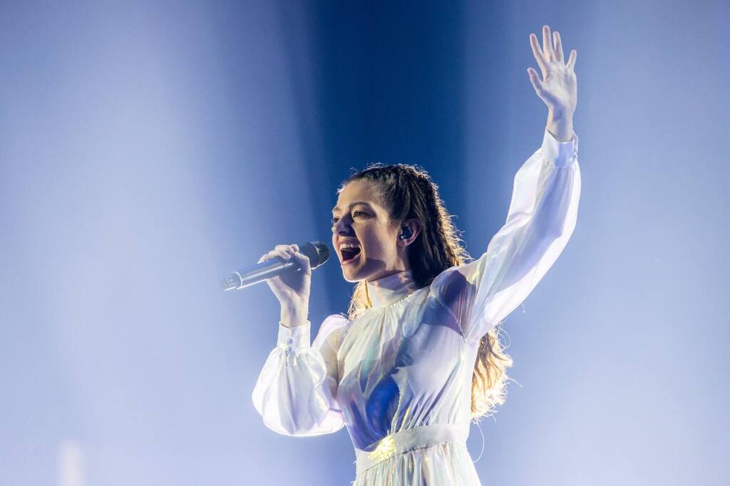 Μάγεψε η Ελλάδα στον ημιτελικό της Eurovision – Δείτε την εντυπωσιακή εμφάνιση της Αμάντα Γεωργιάδη