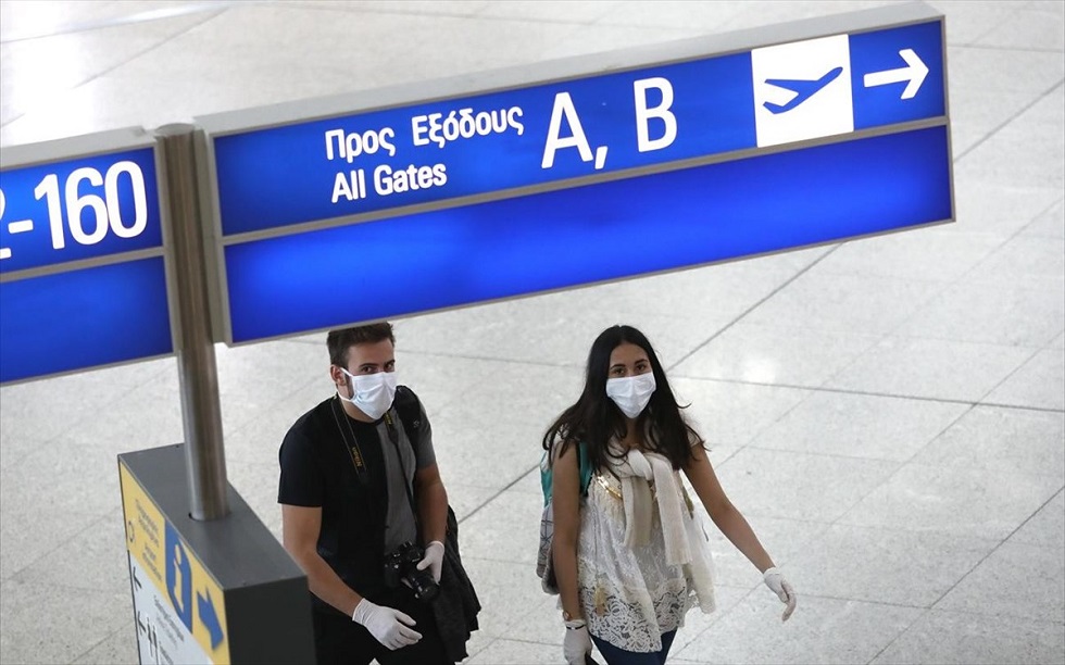 Κορωνοϊός: Σύγχυση με την κατάργηση της μάσκας στα αεροπλάνα από σήμερα – Τι ισχύει για την Ελλάδα
