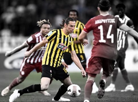 Δεν έχει ξαναγίνει: Ο Κριχόβιακ έγινε αλλαγή στο ημίχρονο, γιατί θα έχανε το αεροπλάνο