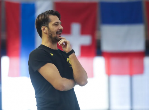 Τέλος από την ΑΕΚ ο Μάζης