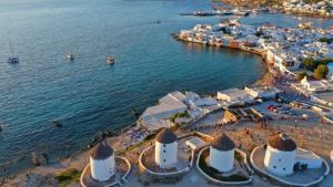 Μύκονος: Άγριο ξύλο για τις παράνομες σωληνώσεις ξενοδοχείου