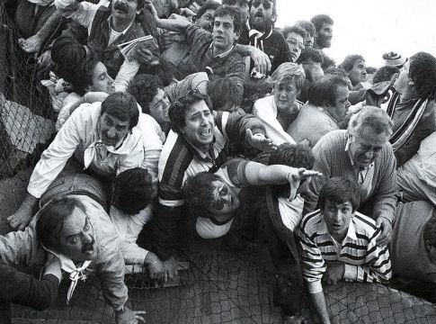 Τραγωδία του Χέιζελ: Ο τελικός που βάφτηκε με αίμα (pics, vids)