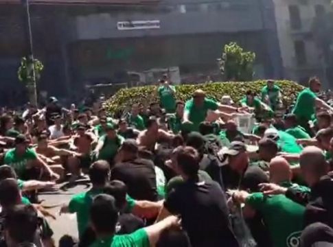 Από τη Λεωφόρο στο ΟΑΚΑ εκατοντάδες οπαδοί του Παναθηναϊκού (vid)