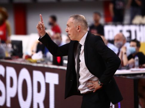 Τόμιτς: «Το ελληνικό μπάσκετ χρειάζεται νέα παιδιά, αυτά πρέπει να παίζουν»