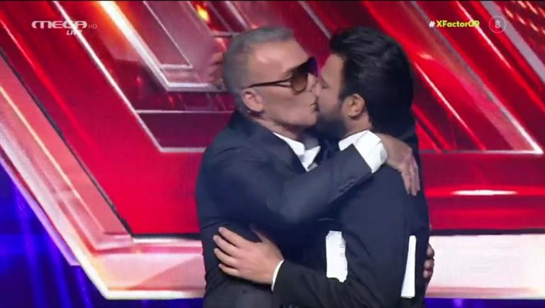 «X Factor»: Ανδρέας Γεωργίου & Στέλιος Ρόκκος φιλήθηκαν στο στόμα | to10.gr