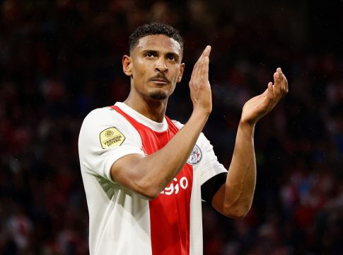 Δίνει 40 εκατ. ευρώ στον Άγιαξ για να πάρει τον Αλέ η Ντόρτμουντ