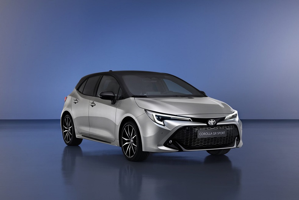 Toyota Corolla: Aνανέωση… υβριδικής ισχύος