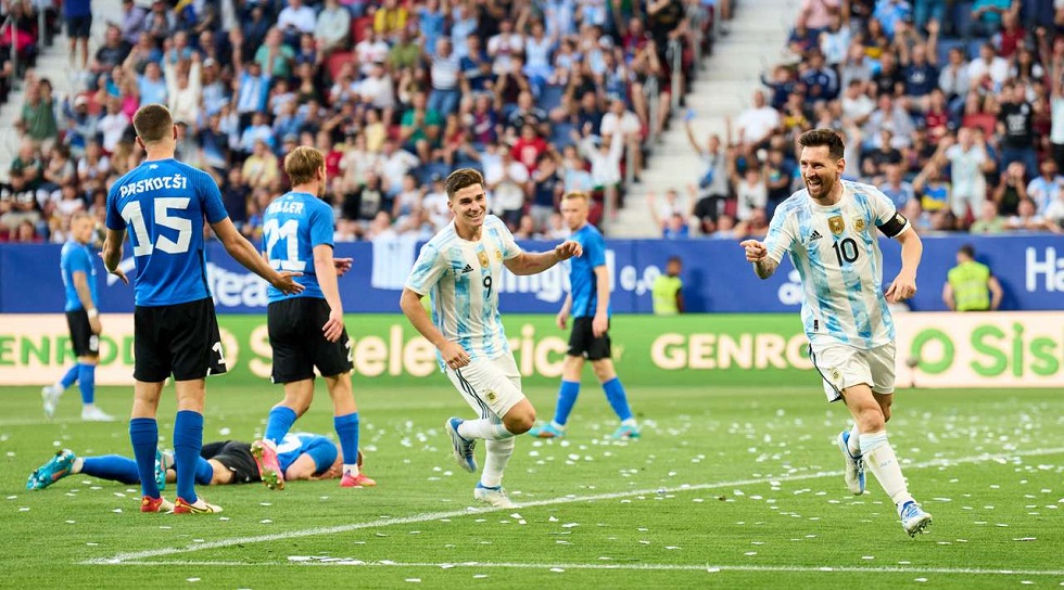 Αργεντινή: Σόου με 5 γκολ ο Μέσι κόντρα στην Εσθονία (vids)