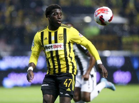 Ευχαρίστησε και αποχαιρέτησε Καμαρά και Λούμορ ο Άρης