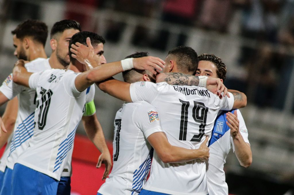 «Σφράγισε» τη νίκη της Εθνικής ο Μάνταλος (2-0, vids)