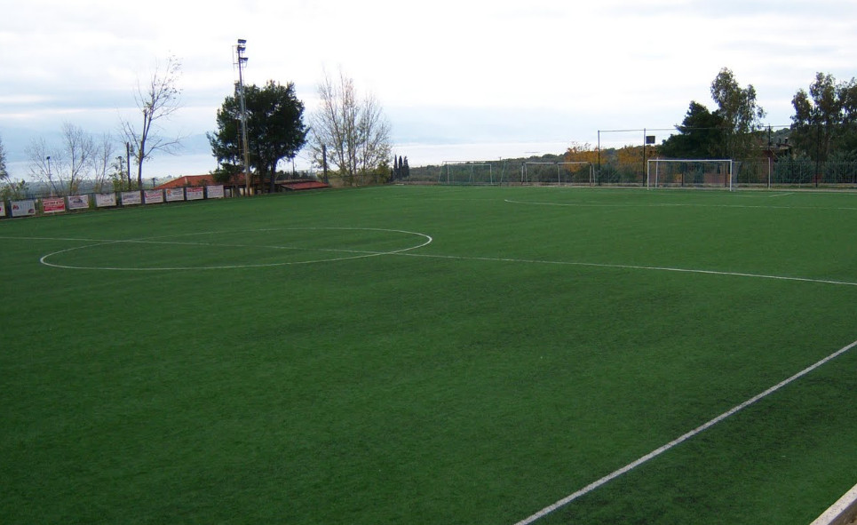 Σοκ στην Εύβοια – Πέθανε 14χρονος ποδοσφαιριστής στο γήπεδο