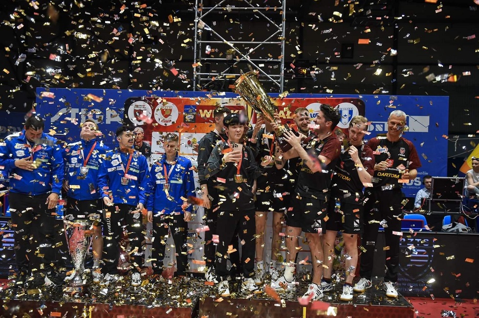 Το τρίτο πρωτάθλημα Πολωνίας πανηγύρισε ο Γκιώνης με την Μπογκόρια