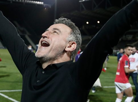 Μια ανάσα από τον πάγκο της Παρί ο Κριστόφ Γκαλτιέ