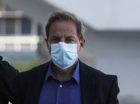 Δίκη Λιγνάδη: Η ανατριχιαστική περιγραφή του άνδρα που μίλησε δημόσια για τον βιασμό του από τον σκηνοθέτη