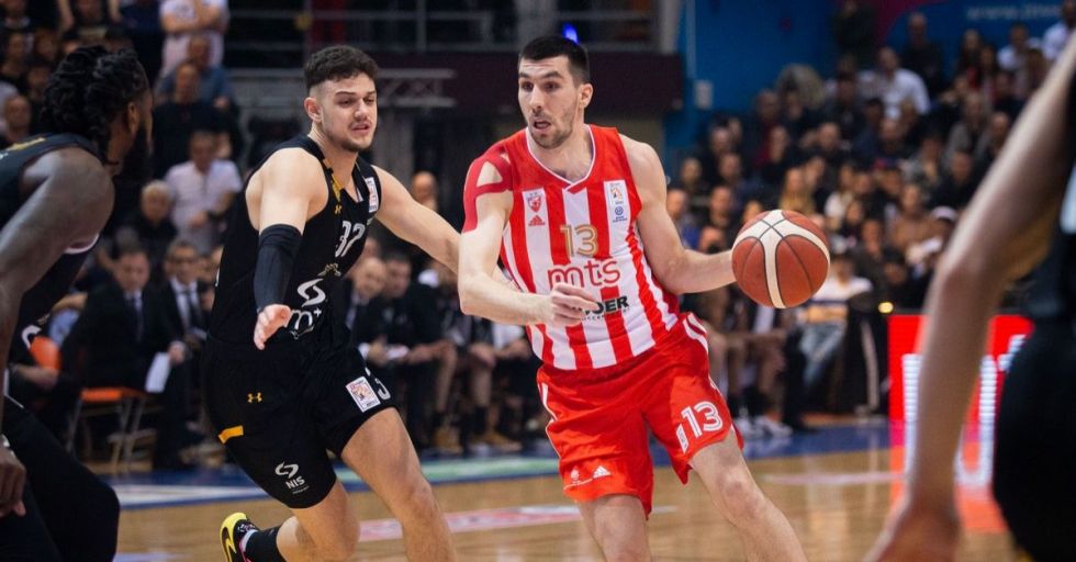 Ο κακός χαμός στο Παρτιζάν – Ερυθρός Αστέρας: Αποχώρησαν οι διαιτητές!