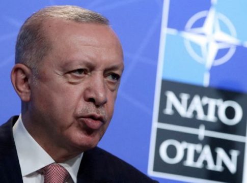 Τουρκία: Οι παραινέσεις της ΕΕ, η επόμενη κίνηση του Ερντογάν και η Σύνοδος του ΝΑΤΟ