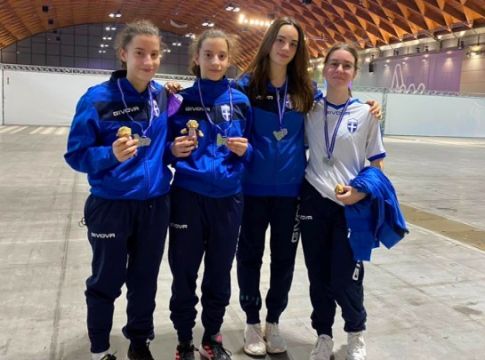 «Ασημένιες» οι Ελληνίδες νεάνιδες στο ομαδικό του ευρωπαϊκού πρωταθλήματος τραμπολίνο