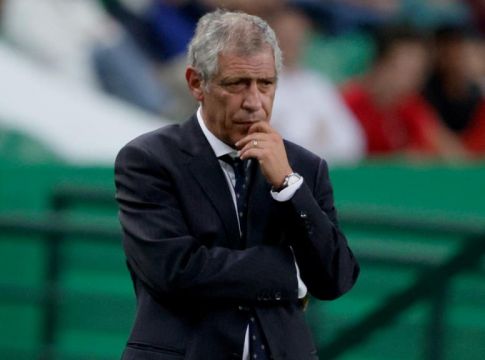 Σάντος: «Δεν μπορώ να ζητήσω πολλά από τους παίκτες, δεν είναι μηχανές»