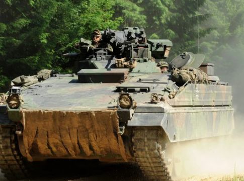 Το deal με Σολτς και το στρατιωτικό πακέτο Όστιν για την αποστολή τεθωρακισμένων στην Ουκρανία – Το παρασκήνιο της συμφωνίας