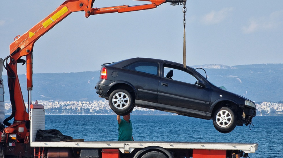 Θεσσαλονίκη: Η κρυμμένη τραγωδία πίσω από την αυτοκτονία μητέρας και γιου – Σε 9 μήνες ξεκληρίστηκε η οικογένεια