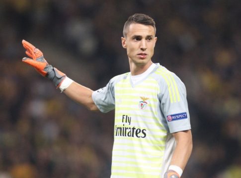 Θέλει Βλαχοδήμο για αντί-Σμάιχελ η Λέστερ