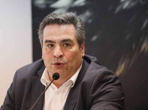 Δημάτος: «Η ΑΕΚ να εκμεταλλευτεί το νέο γήπεδο – Σε κερδίζει με την ομιλία του ο Αλμέιδα»