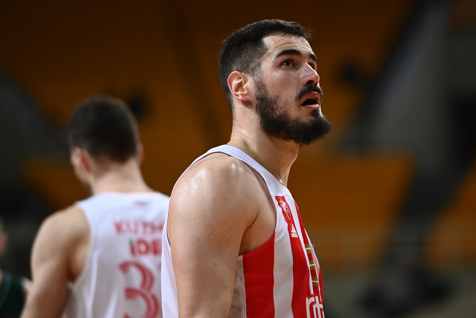 Κάλινιτς: «Φτιάξαμε ομάδα που μπορεί να κερδίσει την EuroLeague»