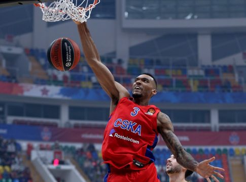 Τζοέλ Μπολομπόι: Ο παρτενέρ του Γιάννη «απογειώνει» τον Ολυμπιακό του Μπαρτζώκα (vids)