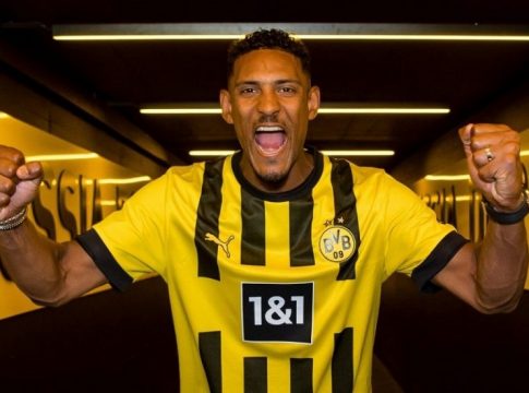 Ο Αλέ έστειλε μήνυμα στους φίλους της Ντόρτμουντ (vid)