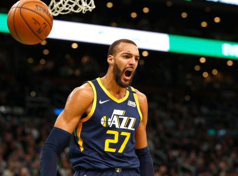«Βόμβα» στο NBA: Στους Τίμπεργουλβς ο Γκομπέρ