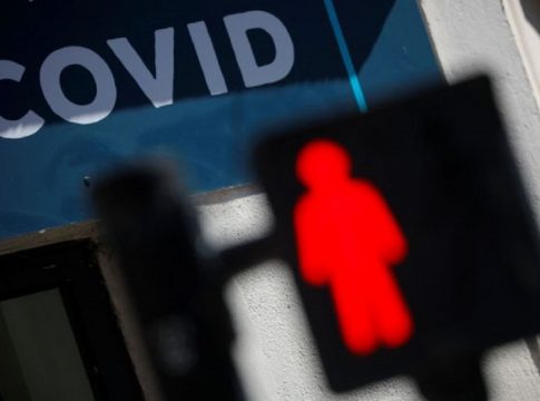 Κορωνοϊός: 19.303 κρούσματα σήμερα, 22 θάνατοι και 96 διασωληνωμένοι