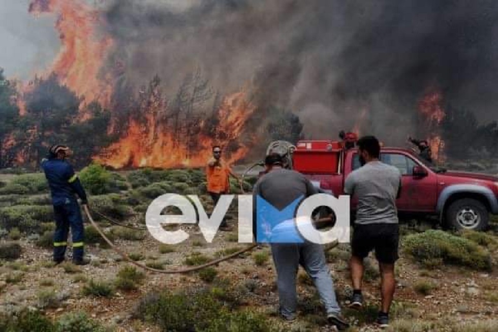 Φωτιά στην Βόρεια Εύβοια: Πυρκαγιά στη δασική έκταση