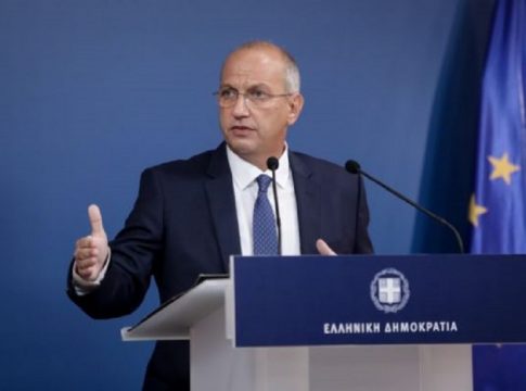 Οικονόμου: Διευκρινίσεις για το Power Pass – Πόσοι θα δουν τα χρήματα στον λογαριασμό τους την Παρασκευή