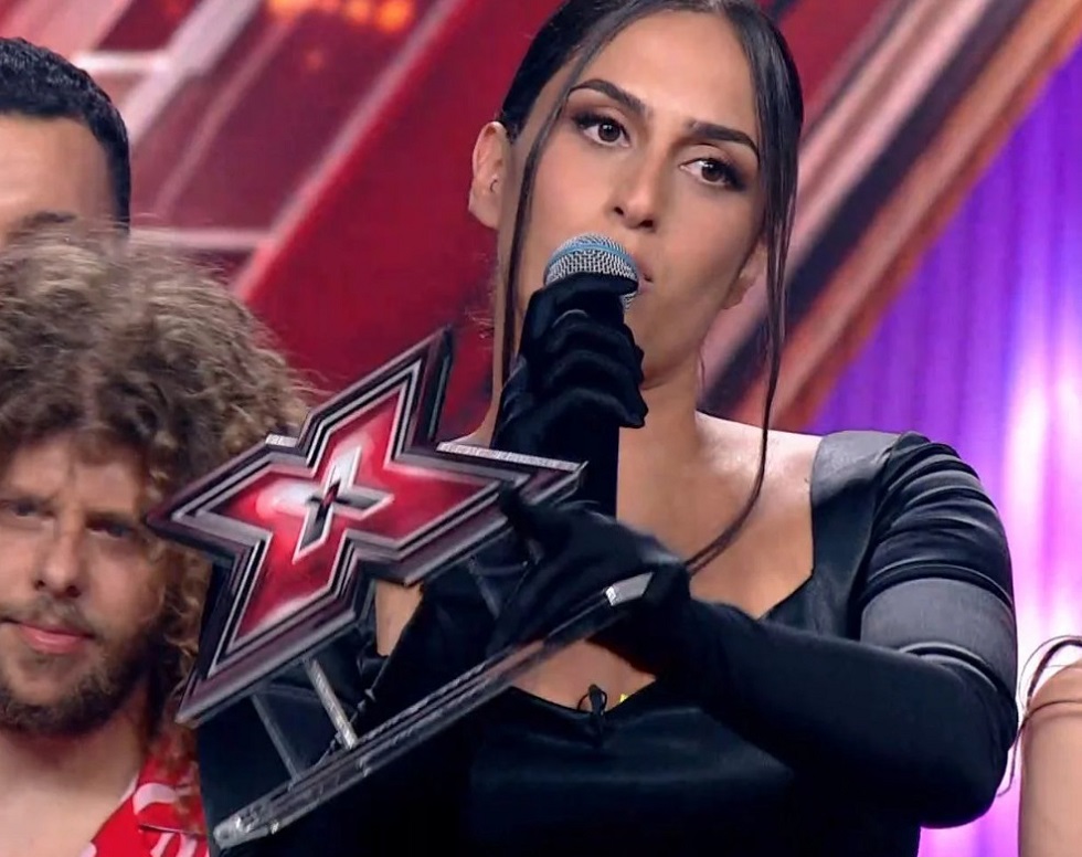 Κατερίνα Λαζαρίδου: Ποια είναι η μεγάλη νικήτρια του «X Factor» – Τα παιδικά χρόνια, το πιάνο και το TikTok (vids)