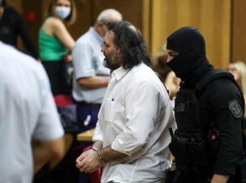 Χρυσή Αυγή: Ύβρεις στη δίκη – Προκλητικές δηλώσεις Λαγού